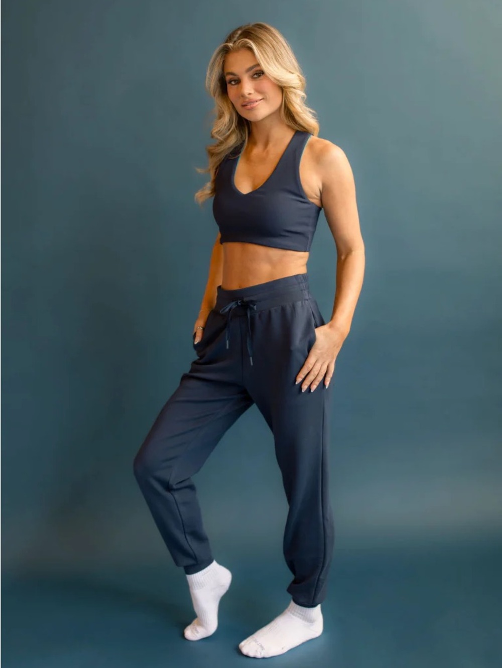 Cloud Form joggers in navy